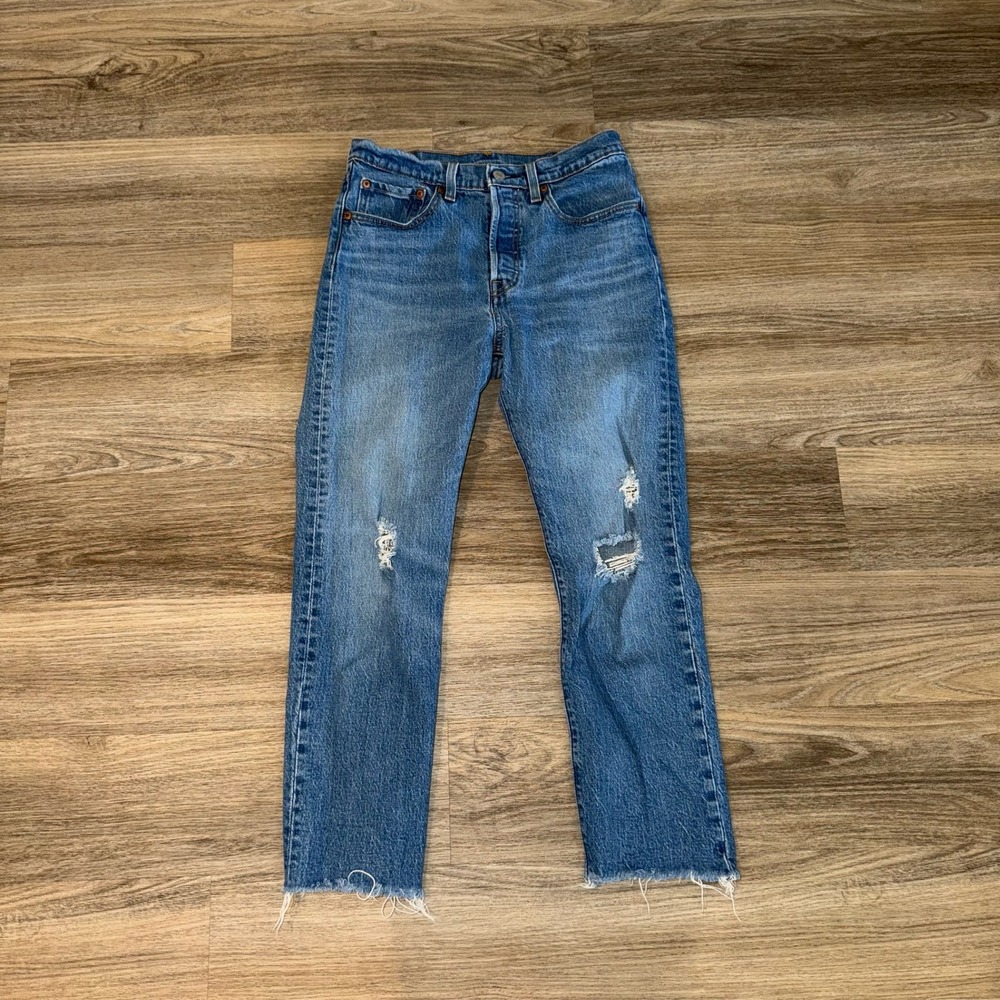 Levi's 501 Distressed‎ Straight Leg Jeans Raw Hem Light Wash W27 L26